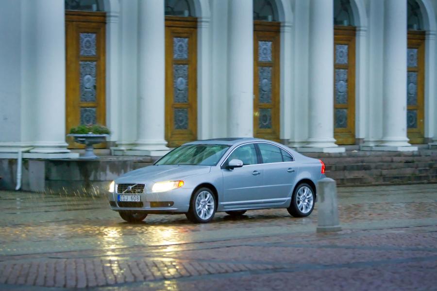  Volvo S80 2006 года  (фото 122 из 160)